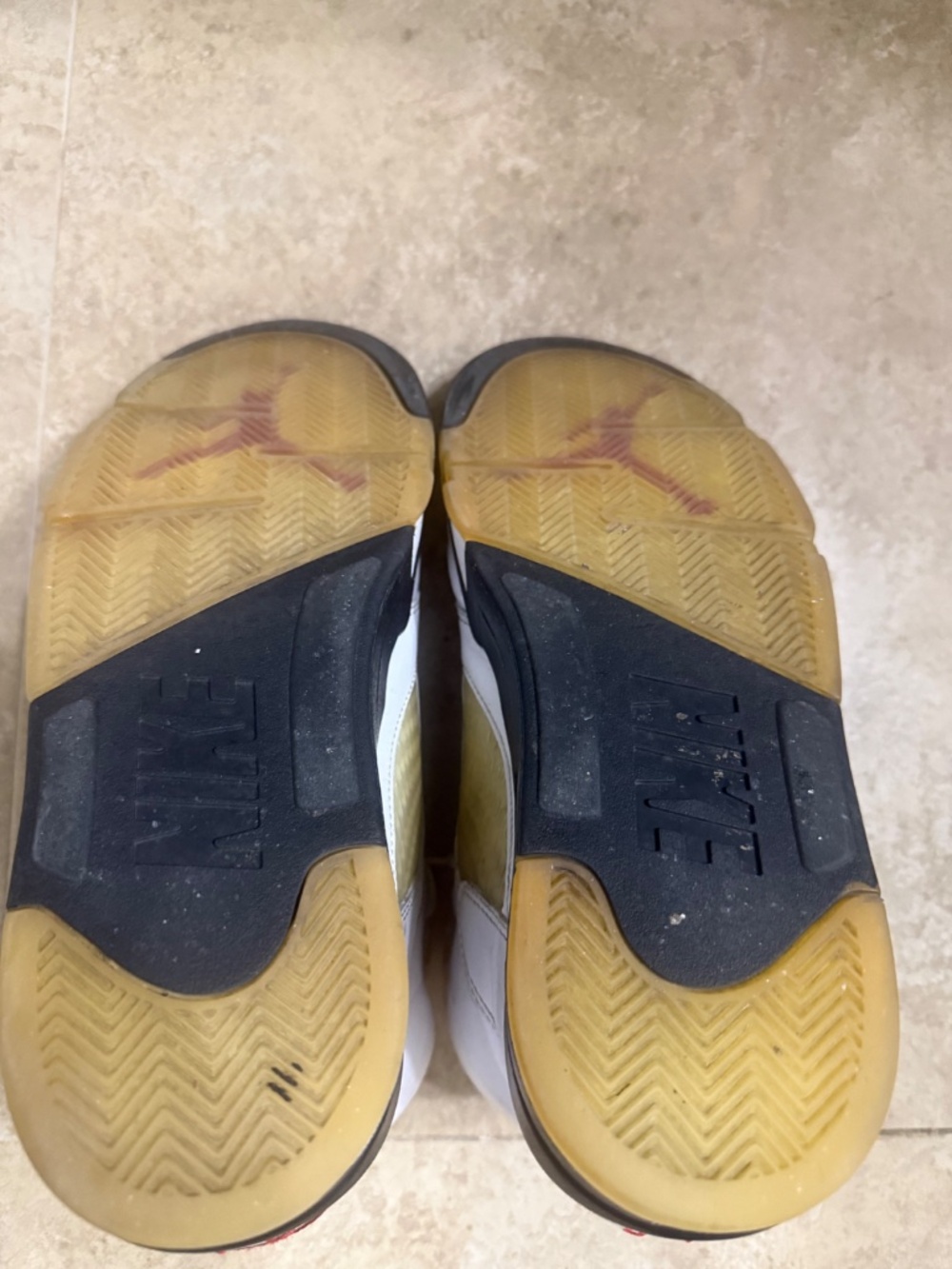 Air Jordan 5 Fire Red’s - Picture 4 of 5